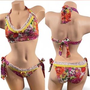 Betsey Johnson Bikini Retro Vintage Made in USA  Embroidered Floral Rose Bows